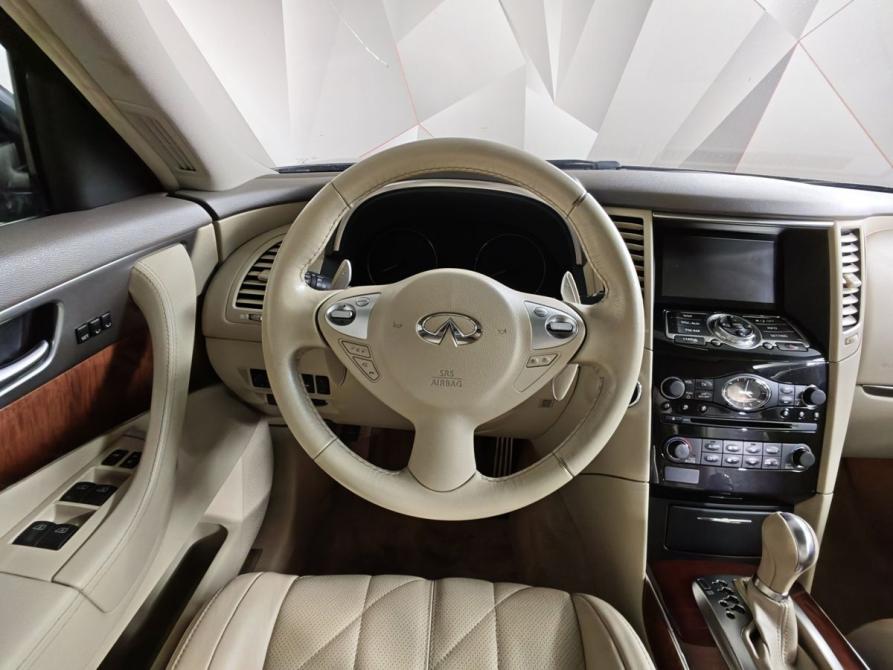 Infiniti QX70 Москва  - изображение 19