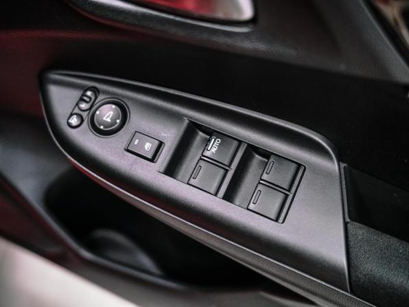 Honda Fit III Рестайлинг с пробегом 2017 года, цена 1 129 000 рублей, 149747 км, хэтчбек, Автокод Объявления