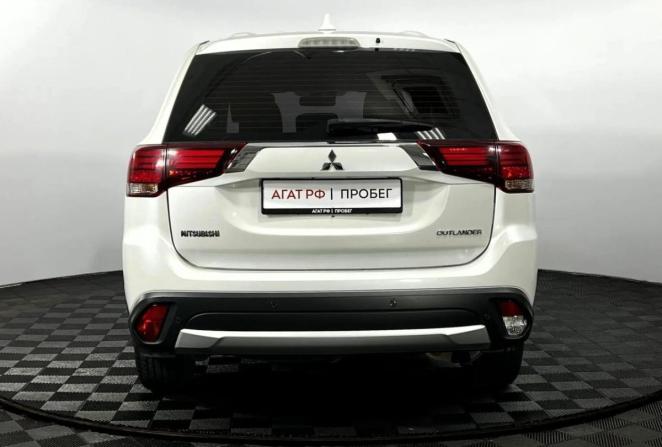 Mitsubishi Outlander III Рестайлинг 2 с пробегом 2018 года, цена 1 800 000 рублей, 155734 км, внедорожник, Автокод Объявления