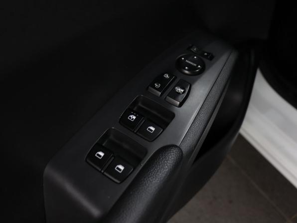 Hyundai Solaris II с пробегом 2020 года, цена 1 439 000 рублей, 62850 км, седан, Автокод Объявления