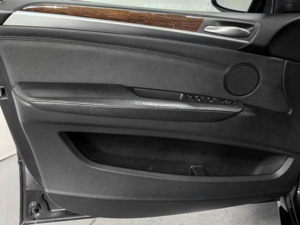 BMW X5 II (E70) Рестайлинг с пробегом 2011 года, цена 2 220 000 рублей, 302000 км, внедорожник, Автокод Объявления