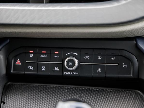 Haval F7x I Рестайлинг с пробегом 2022 года, цена 2 198 000 рублей, 40000 км, внедорожник, Автокод Объявления