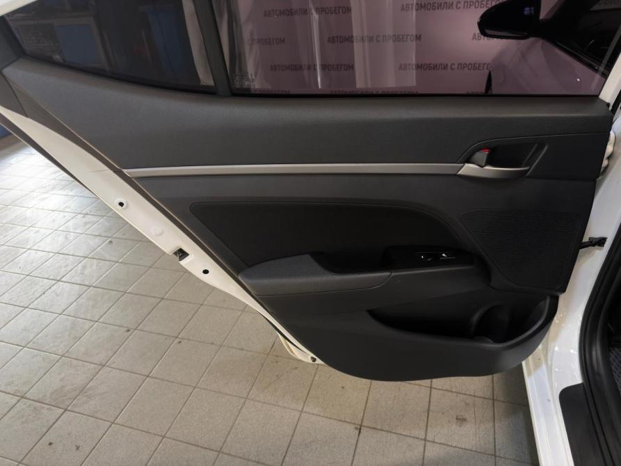 Hyundai Elantra VI (AD) Санкт-Петербург  - изображение 12