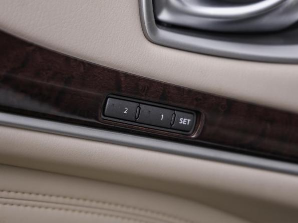 Infiniti QX60 I Рестайлинг с пробегом 2017 года, цена 2 399 000 рублей, 96482 км, внедорожник, Автокод Объявления