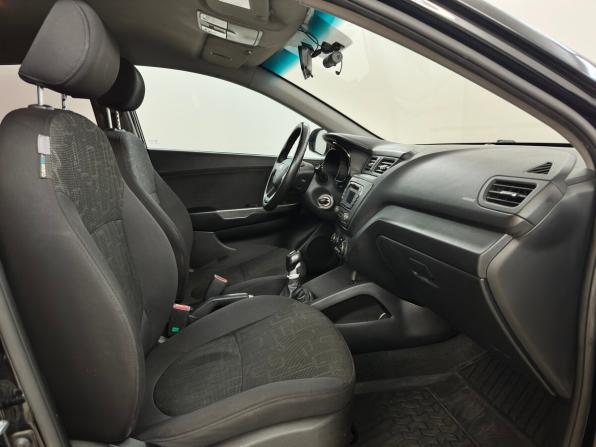 Kia Rio III с пробегом 2012 года, цена 699 000 рублей, 301576 км, хэтчбек, Автокод Объявления