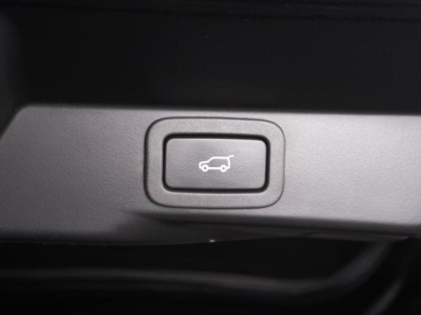 Land Rover Range Rover Sport II с пробегом 2014 года, цена 3 999 000 рублей, 127799 км, внедорожник, Автокод Объявления