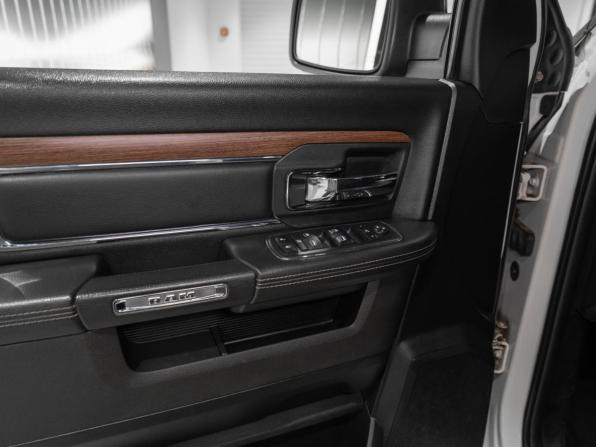 Ram 1500 IV (DS/DJ) с пробегом 2017 года, цена 4 450 000 рублей, 221788 км, пикап, Автокод Объявления
