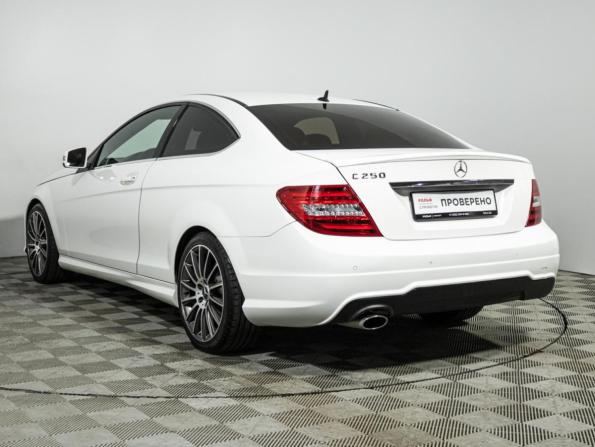 Mercedes-Benz C-Класс III (W204) Рестайлинг с пробегом 2013 года, цена 1 679 700 рублей, 146995 км, купе, Автокод Объявления