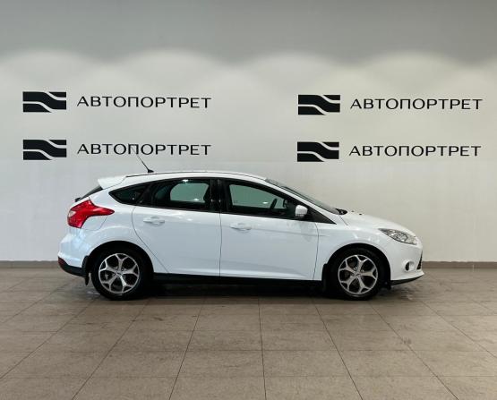 Ford Focus III с пробегом 2013 года, цена 779 000 рублей, 93698 км, хэтчбек, Автокод Объявления