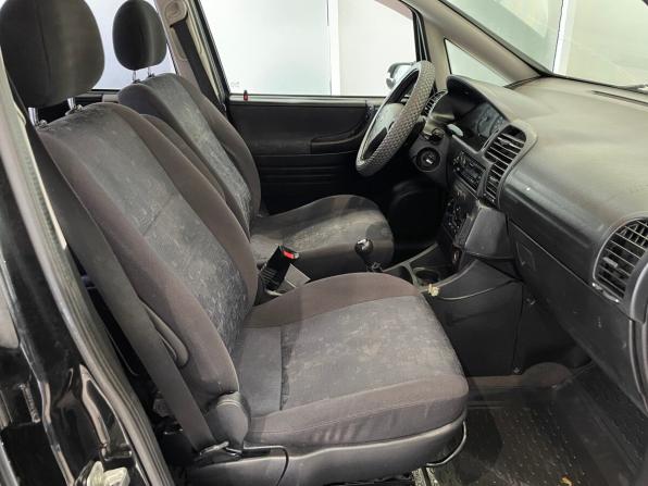 Opel Zafira A с пробегом 2002 года, цена 199 000 рублей, 369774 км, минивэн, Автокод Объявления