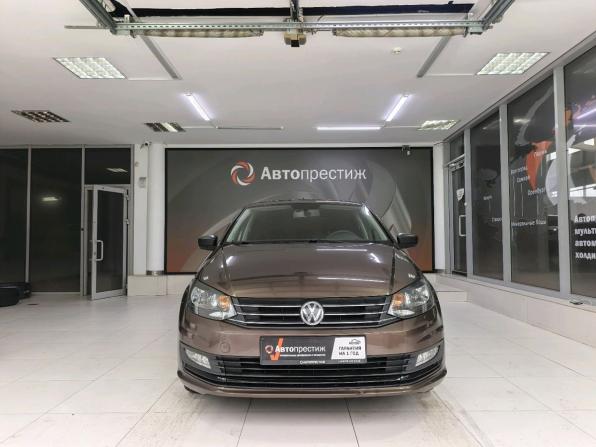 Volkswagen Polo V Рестайлинг с пробегом 2015 года, цена 880 000 рублей, 148870 км, седан, Автокод Объявления