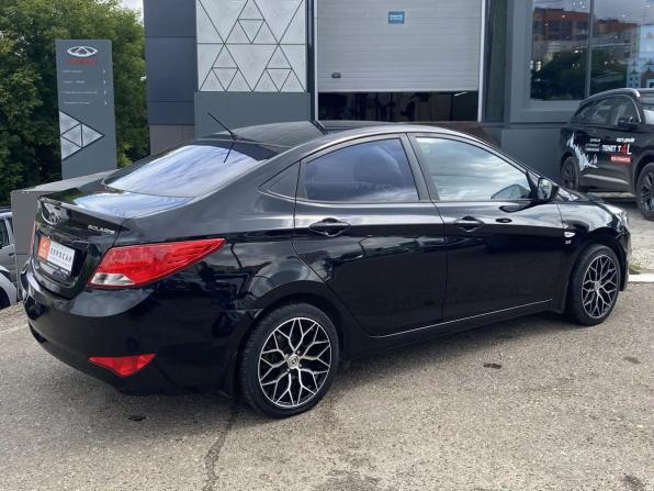 Hyundai Solaris I Рестайлинг с пробегом 2015 года, цена 765 000 рублей, 233120 км, седан, Автокод Объявления