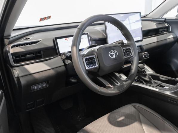 Toyota RAV4 VI (XA60) с пробегом 2026 года, цена 4 150 000 рублей, 30 км, внедорожник, Автокод Объявления