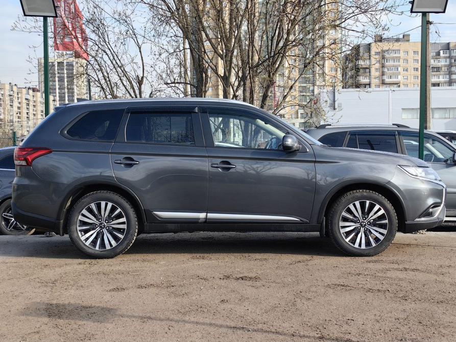 Mitsubishi Outlander III Рестайлинг 3 Санкт-Петербург  - изображение 4