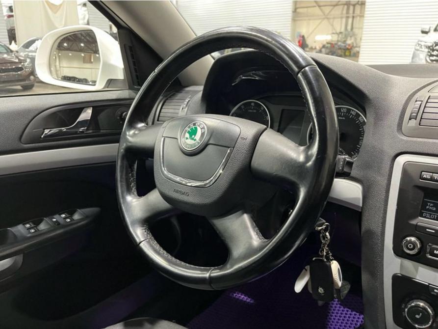 Skoda Octavia II (A5) Рестайлинг Пермь  - изображение 12