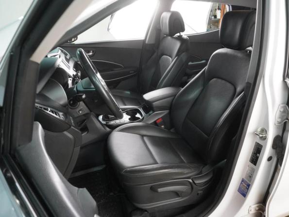 Hyundai Santa Fe III Рестайлинг с пробегом 2017 года, цена 2 649 000 рублей, 100543 км, внедорожник, Автокод Объявления