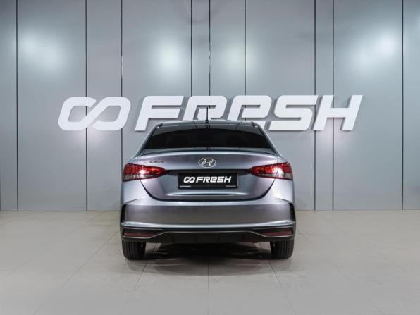 Hyundai Solaris II Рестайлинг с пробегом 2020 года, цена 1 359 000 рублей, 196068 км, седан, Автокод Объявления