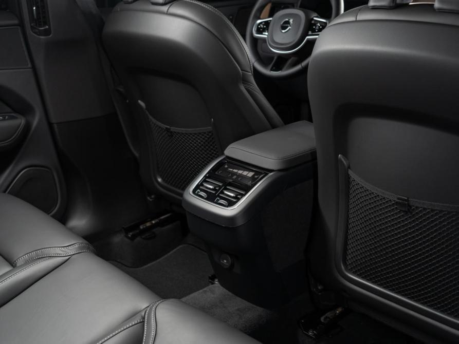 Volvo XC60 II Рестайлинг 2 Москва  - изображение 25