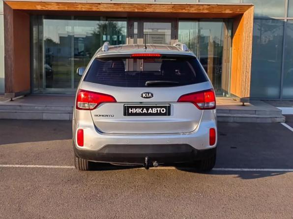 Kia Sorento II Рестайлинг с пробегом 2012 года, цена 1 340 000 рублей, 344291 км, внедорожник, Автокод Объявления