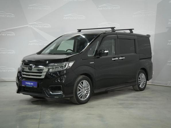 Honda Stepwgn V Рестайлинг с пробегом 2018 года, цена 2 670 000 рублей, 113000 км, минивэн, Автокод Объявления