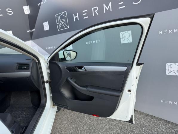 Volkswagen Jetta VI Рестайлинг с пробегом 2016 года, цена 1 290 000 рублей, 90436 км, седан, Автокод Объявления
