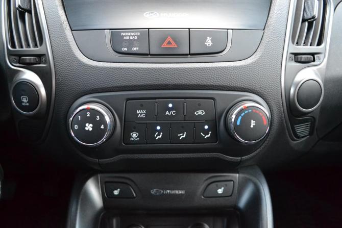 Hyundai ix35 I Рестайлинг с пробегом 2014 года, цена 1 370 000 рублей, 107498 км, внедорожник, Автокод Объявления