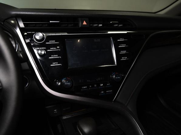 Toyota Camry VIII (XV70) с пробегом 2019 года, цена 2 388 000 рублей, 173316 км, седан, Автокод Объявления