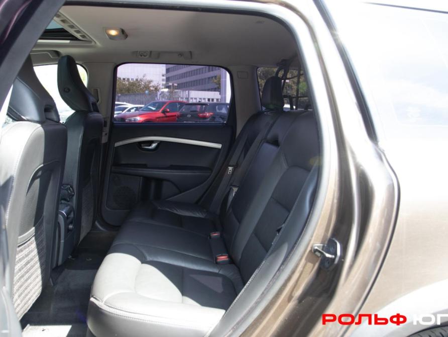 Volvo XC70 II Москва  - изображение 9