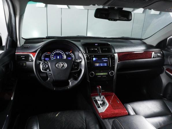 Toyota Camry VII (XV50) с пробегом 2012 года, цена 1 639 000 рублей, 171847 км, седан, Автокод Объявления