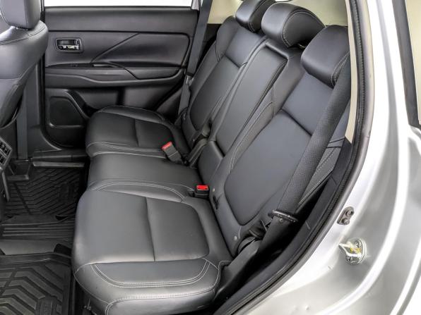 Mitsubishi Outlander III Рестайлинг 3 с пробегом 2020 года, цена 2 590 000 рублей, 97498 км, внедорожник, Автокод Объявления