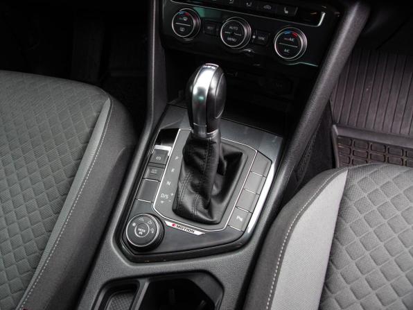 Volkswagen Tiguan II с пробегом 2019 года, цена 2 490 000 рублей, 99951 км, внедорожник, Автокод Объявления