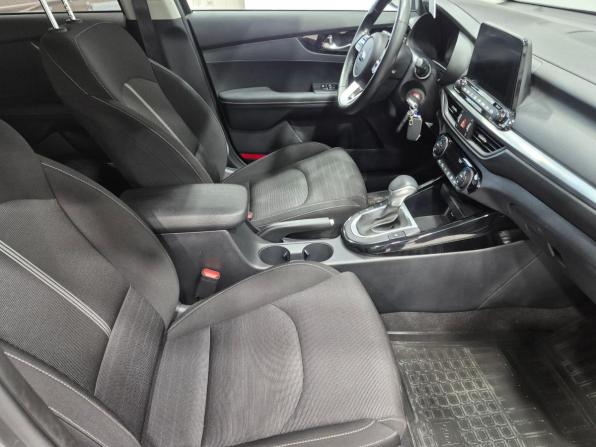 Kia Cerato IV с пробегом 2020 года, цена 1 989 000 рублей, 38200 км, седан, Автокод Объявления