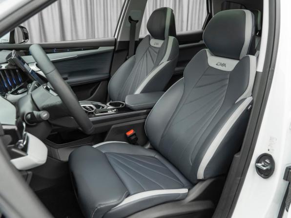 Geely Atlas II с пробегом 2024 года, цена 3 240 000 рублей, 12887 км, внедорожник, Автокод Объявления