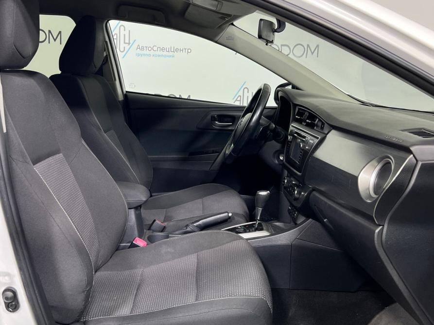 Toyota Auris II Москва  - изображение 9