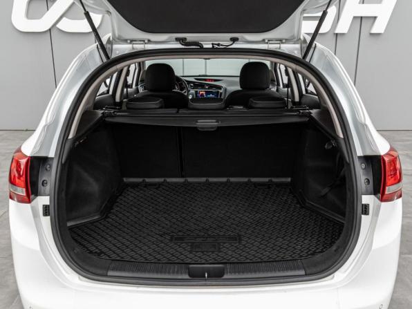 Kia Ceed II Рестайлинг с пробегом 2017 года, цена 1 270 000 рублей, 84035 км, универсал, Автокод Объявления