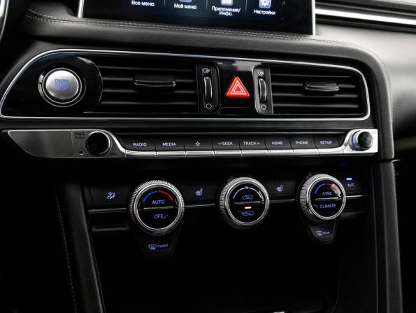 Genesis G70 I с пробегом 2019 года, цена 1 999 000 рублей, 113824 км, седан, Автокод Объявления