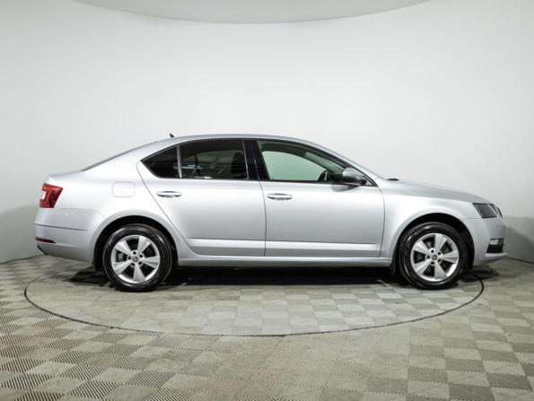 Skoda Octavia III (A7) Рестайлинг с пробегом 2019 года, цена 1 699 585 рублей, 117877 км, лифтбек, Автокод Объявления