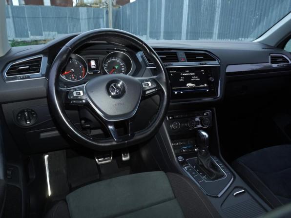 Volkswagen Tiguan II с пробегом 2019 года, цена 1 998 000 рублей, 192930 км, внедорожник, Автокод Объявления