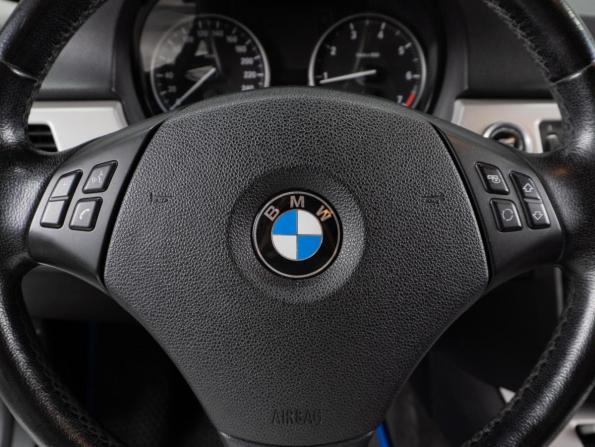 BMW 3 серии V (E90/E91/E92/E93) Рестайлинг с пробегом 2011 года, цена 1 169 000 рублей, 215607 км, седан, Автокод Объявления