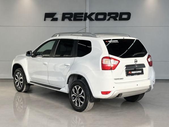 Nissan Terrano III (D10) с пробегом 2018 года, цена 1 199 000 рублей, 179000 км, внедорожник, Автокод Объявления