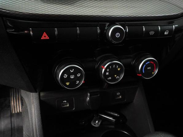 Lada (ВАЗ) Vesta I Рестайлинг (NG) с пробегом 2024 года, цена 1 399 000 рублей, 17216 км, седан, Автокод Объявления