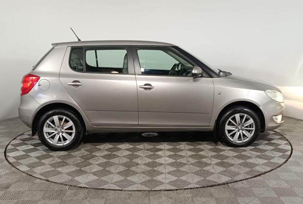 Skoda Fabia II Рестайлинг Волгоград  - изображение 8