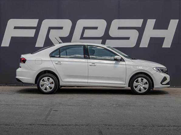Volkswagen Polo VI с пробегом 2022 года, цена 1 449 000 рублей, 98135 км, лифтбек, Автокод Объявления