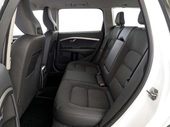 Volvo XC70 II Рестайлинг с пробегом 2014 года, цена 1 990 000 рублей, 228704 км, универсал, Автокод Объявления