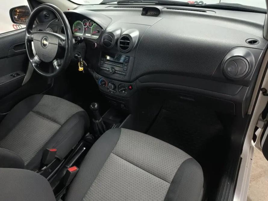 Chevrolet Aveo I Рестайлинг Санкт-Петербург  - изображение 12