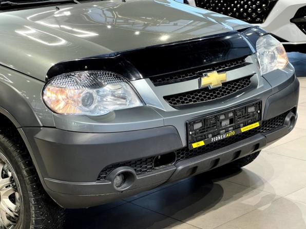 Chevrolet Niva I Рестайлинг с пробегом 2018 года, цена 650 000 рублей, 147700 км, внедорожник, Автокод Объявления