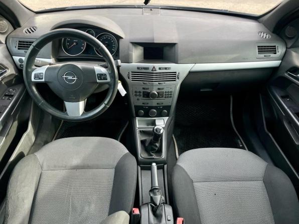 Opel Astra H Рестайлинг с пробегом 2011 года, цена 360 000 рублей, 228600 км, универсал, Автокод Объявления