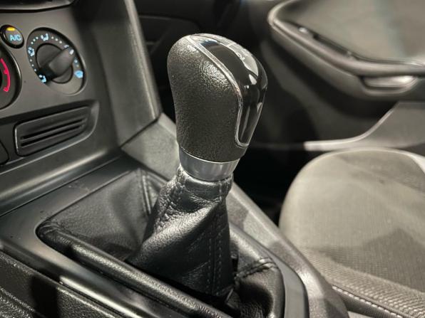 Ford Focus III с пробегом 2013 года, цена 687 000 рублей, 165258 км, хэтчбек, Автокод Объявления