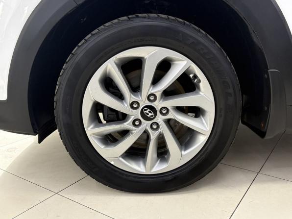 Hyundai Tucson III с пробегом 2016 года, цена 1 999 000 рублей, 111181 км, внедорожник, Автокод Объявления