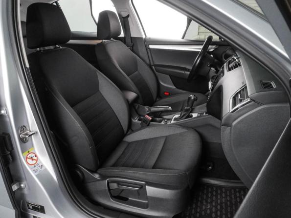 Skoda Octavia III (A7) Рестайлинг с пробегом 2019 года, цена 1 574 000 рублей, 179590 км, лифтбек, Автокод Объявления